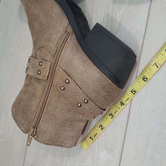 Korks By Kork-Ease Women Ankle Distressed Suede Western Boho Heels shoes - Picture 7 of 12